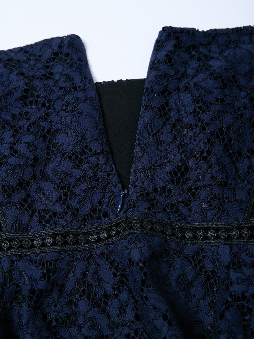 Veronica Beard Aura Floral Lace Asymmetric Handkerchief Skirt Navy XS - Picture 5 of 11